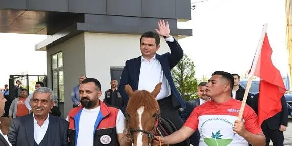 Osmangazi’de geleneksel rahvan at koşusu coşkusu haberi