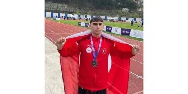 Osmangazili milli atletten dünya üçüncülüğü haberi