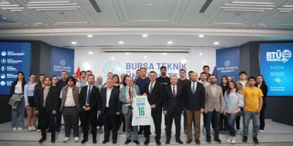 Özer Matlı üniversitelilerle tecrübe paylaştı haberi