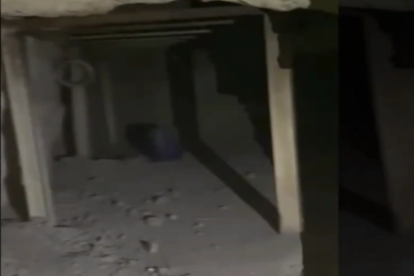 Pençe-Kilit'te teröristlere ait mağaraya imha! haberi