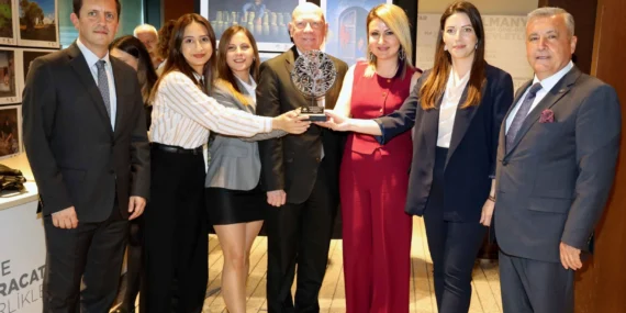 Poyraz'a ihracatın yıldızı ödülü haberi