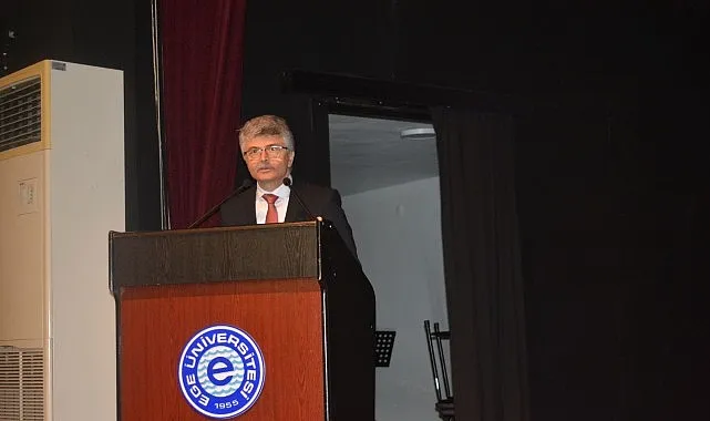 Prof. Dr. Şeker, “Aydınoğulları, Anadolu’nun Türkleşmesinde önemli rol oynamıştır” haberi