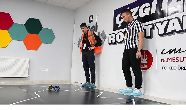 Robot Yarışmasında Ödüller Sahiplerini Buldu haberi