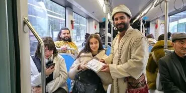 Roman kahramanlarını bildiler, kitapları kazandılar haberi