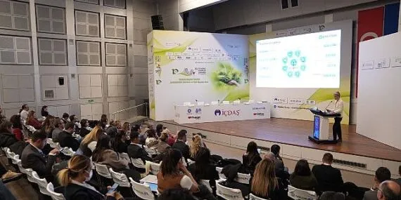 Rosatom, 10. Karbon Zirvesi Kapsamında Yeşil Dönüşümde Nükleer Enerjinin Önemini Anlattı haberi