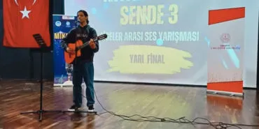 Sakarya'da 'mikrofon' liselilerde haberi