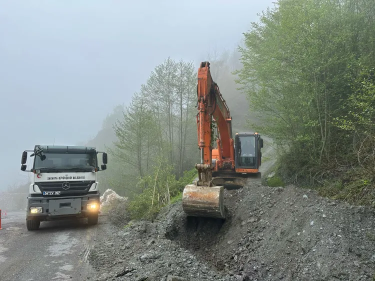 Sakarya'dan heyelan bölgesine anında müdahale haberi