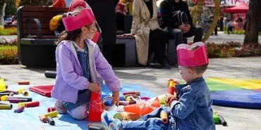 Saraçhane’de Özgürlük ve Demokrasi Şenliği Coşkusu Sürüyor haberi
