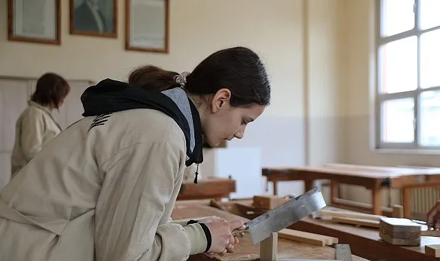 Seferihisarlı liselilerden 50 bank haberi