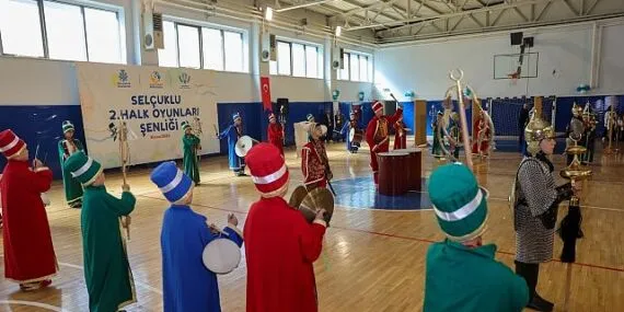 Selçuklu’da Okullar Arası 2. Halk Oyunları Şenliği Coşkuyla Gerçekleştirildi haberi