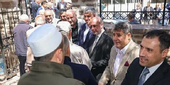 Selçuklu’da geleneksel Cuma buluşmaları sürüyor haberi