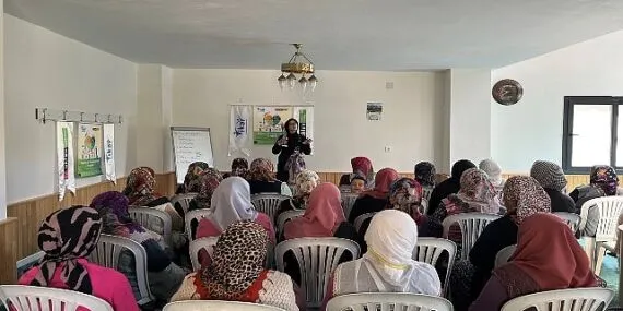 TİKAV, “Önlem Al, Güvende Kal” Projesi ile Kırsal Bölgelerde Yaşayan Kadınlara Afetlerden Korunma Eğitimi Verecek haberi