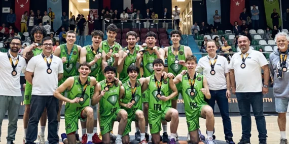 TOFAŞ , Gençler Basketbol Şampiyonlar Ligi'nde üçüncü oldu