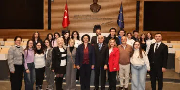 Türk ve İtalyan gençler Nilüfer’de iklim için buluştu haberi