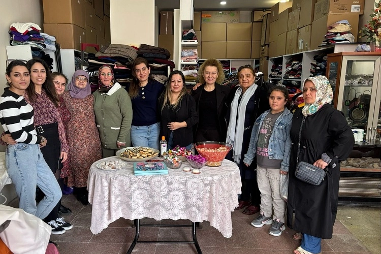 Umuda Damla Damla Derneği bayramda bir araya geldi haberi
