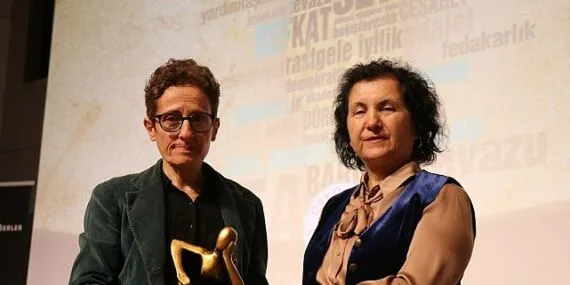 Üsküdar Üniversitesi “10. Yüksek İnsanî Değerler Ödülleri”   sahiplerini buldu! haberi