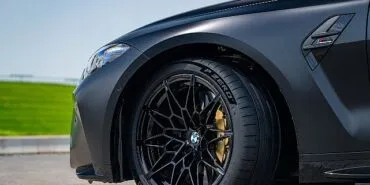 Yeni Pirelli P Zero, lansmanı itibarıyla ‘Tyre Reviews’ platformunun karşılaştırmalı testinde birinci oldu. haberi