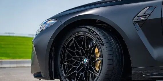 Yeni Pirelli P Zero, lansmanı itibarıyla ‘Tyre Reviews’ platformunun karşılaştırmalı testinde birinci oldu. haberi