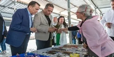 Yenişehir Belediyesi yenilenen üretici kadın pazarını açtı haberi