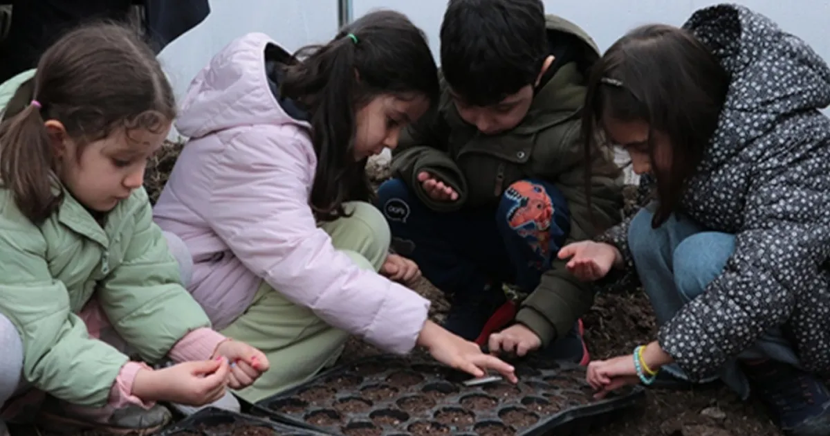 Yozgat'ta 'Ata Tohumları' miniklerin ellerinde filizlenecek haberi