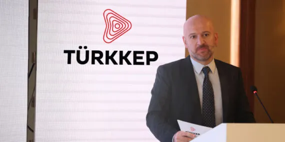 Yurt dışında yaşayan Türk vatandaşın tebligat işlemleri dijitalleşiyor haberi