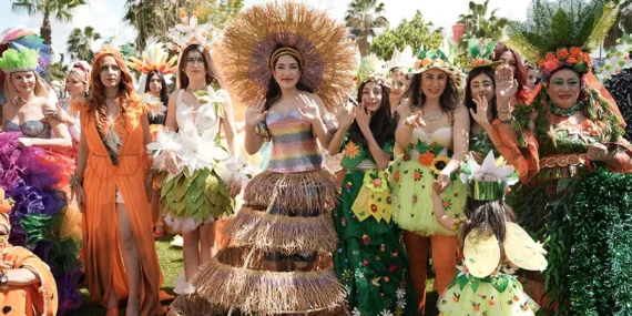 Yüz binlerce insan Türkiye’nin tek karnavalı için Adana'da buluştu haberi