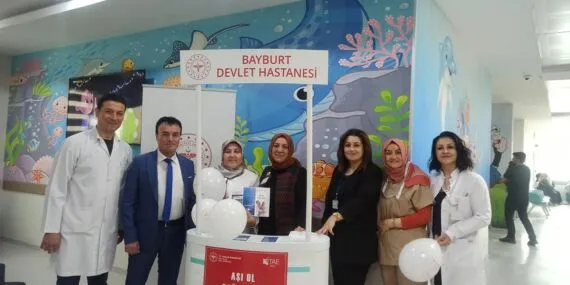 Bayburt Devlet Hastanesi’nden Dünya Aşı Haftası’na Özel Bilgilendirme Etkinliği Haberi