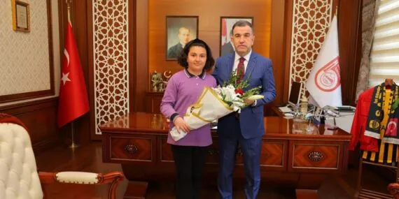 Bayburt Valisi Eldivan’dan 23 Nisan Mesajı: TBMM’nin 105. Yılında Milli İrade Vurgusu Haberi