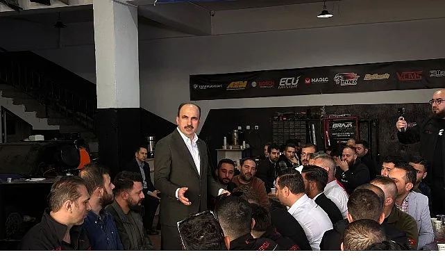 Başkan Altay, Çalışan Gençlik Meclisi ile Otomobil ve Motor Spor Kulübü Üyeleriyle Buluştu haberi