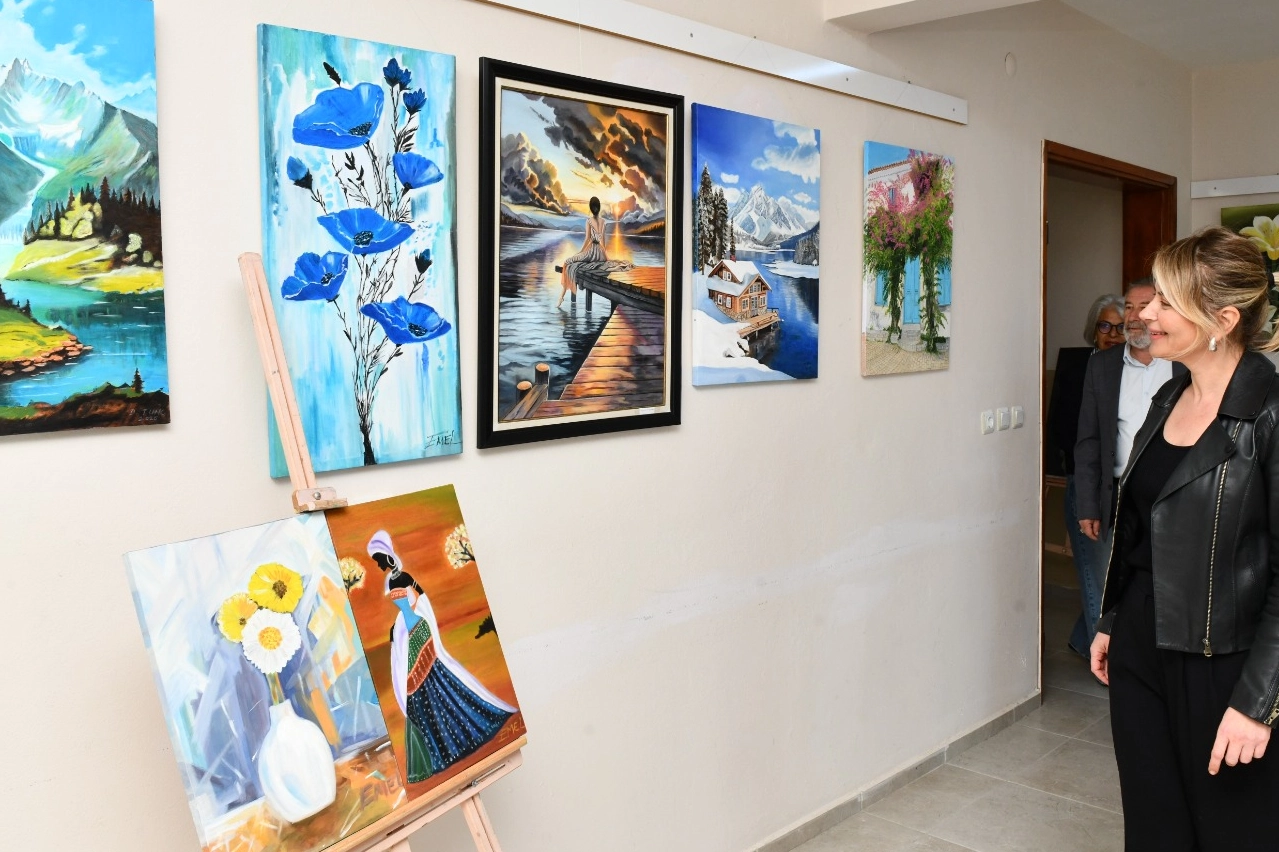 Kaklıç Sanat Akademisi’nin yıl sonu sergisi büyük ilgi gördü haberi