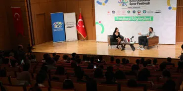 Orhun Ene spor söyleşı̇lerı̇'nde gençlerle buluştu haberi