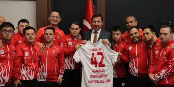 Özel sporculardan Karatay'a ziyaret haberi