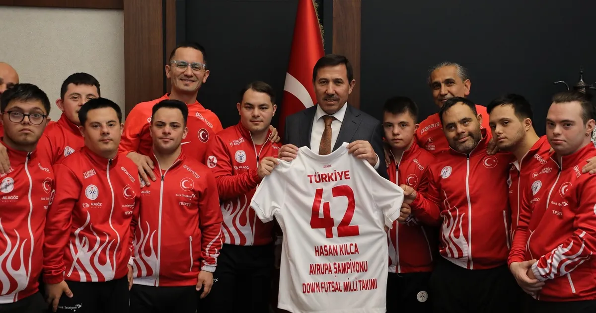 Özel sporculardan Karatay'a ziyaret haberi