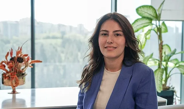 Yapay zekâya olumlu bakan hayata da olumlu bakıyor haberi
