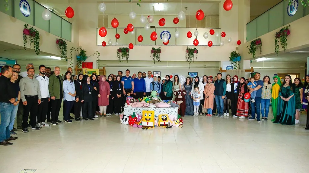 Aydıntepe MYO'da Hem Bilim Hem Eğlence, Dede Korkut Günleri Gençlik Şöleniyle Taçlandı! Haberi