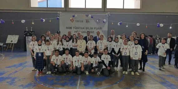 Aydıntepe’de Bilim Rüzgarı Esti, TÜBİTAK 4006 Bilim Fuarı Büyük İlgi Gördü