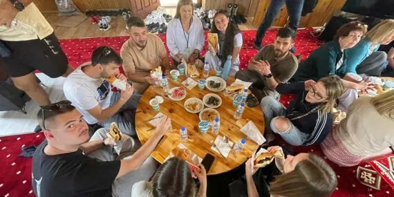 Baksı Müzesi’nden Dargunlu Börek Ziyafetine! Bayburt’ta Sürdürülebilir Tatil Deneyimi Haberi