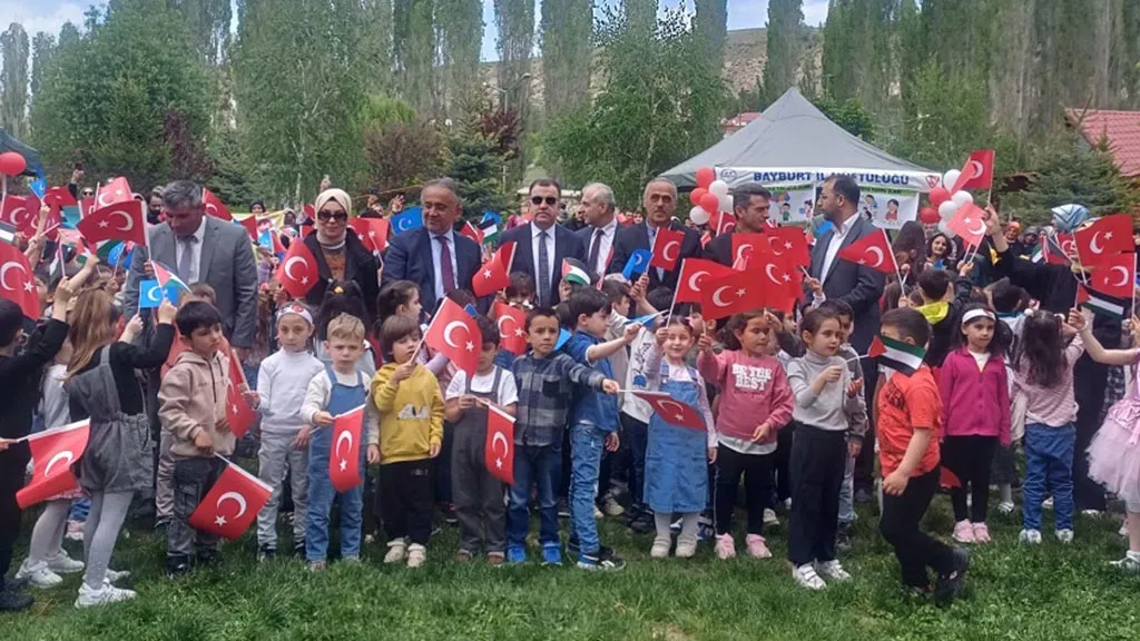 Bayburt İl Müftülüğü 4-6 Yaş Kur'an Kursları Çocuk Şenliği Programı Açıklandı Haberi
