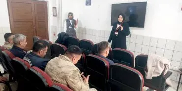 Bayburt Jandarmasına Kadına Yönelik Şiddetle Mücadele Eğitimi Verildi Haberi