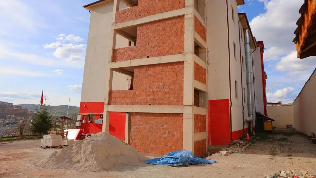 Bayburt Memnune Evsen Huzurevi Yenileniyor! Haberi