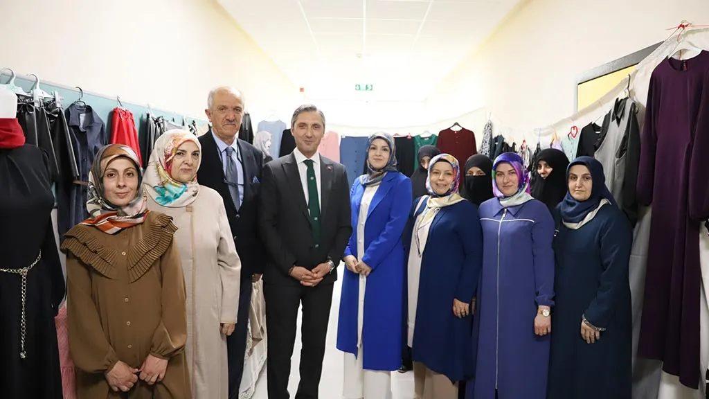 Bayburt Süleyman Ersoy İlkokulu Yıl Sonu El Sanatları Sergisi Haberi