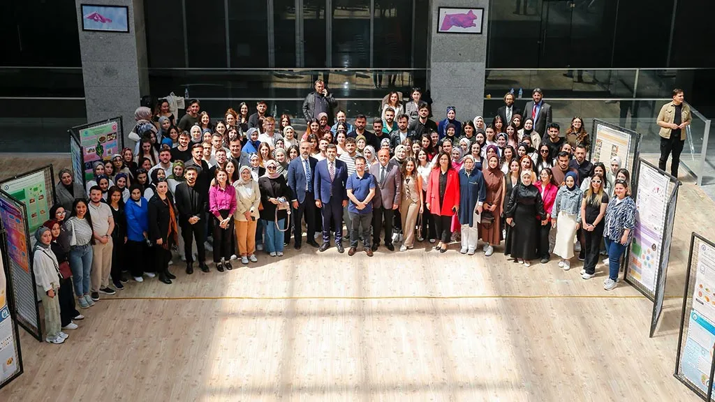 Bayburt Üniversitesi Dede Korkut Bilim, Kültür, Sanat ve Spor Günleri Altıncı Gün Etkinlikleri Haberi