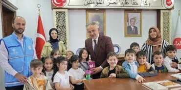 Bayburt Yetimine Sahip Çıkıyor, Miniklerden Anlamlı Yardım! Haberi