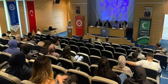 Bayburt’ta Bağımlılığa Karşı Kapsamlı Panel, Din, Sağlık, Sosyoloji Bir Arada! Haberi