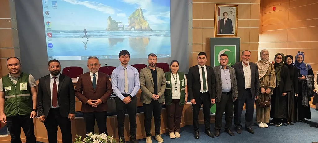 Bayburt'ta Bağımlılığa Karşı Kapsamlı Panel, Din, Sağlık, Sosyoloji Bir Arada! Haberi