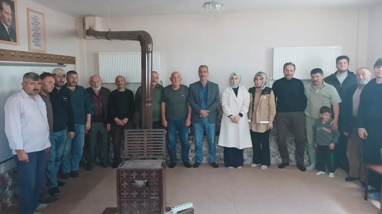 Bayburt'ta Çiftçilere Modern Sulama ve Tarım Sigortası Eğitimi Haberi