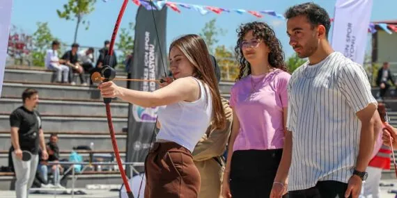 Bayburt’ta Dede Korkut Şenliklerinin Beşinci Gününde Sağlıktan Sanata Dopdolu Bir Gün! Haberi