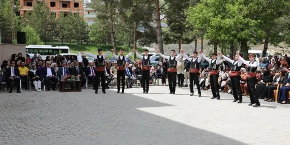 Bayburt’ta El Sanatları Sergisi Açıldı, Kültürel Miras Yaşatılıyor! Haberi
