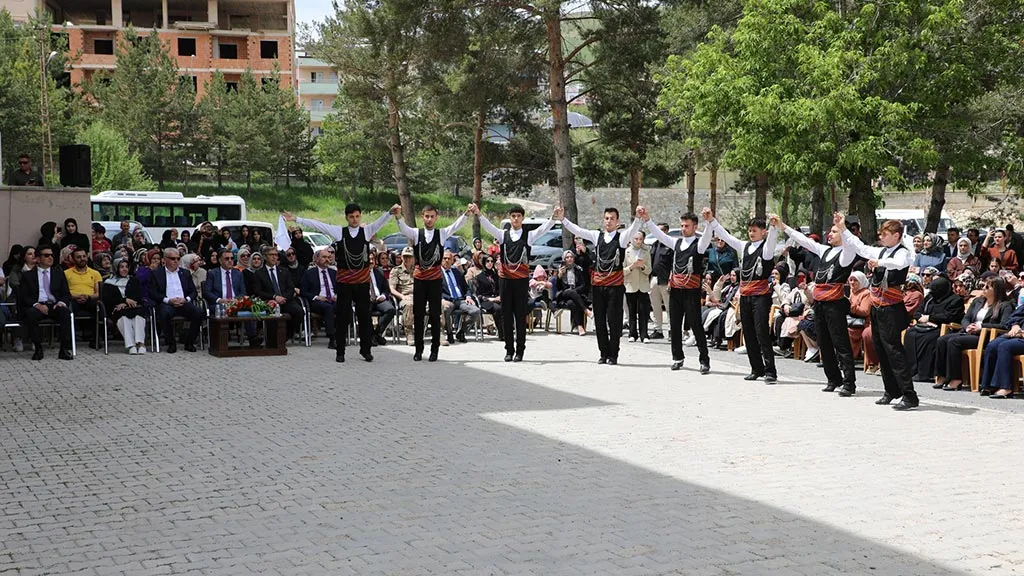 Bayburt'ta El Sanatları Sergisi Açıldı, Kültürel Miras Yaşatılıyor! Haber