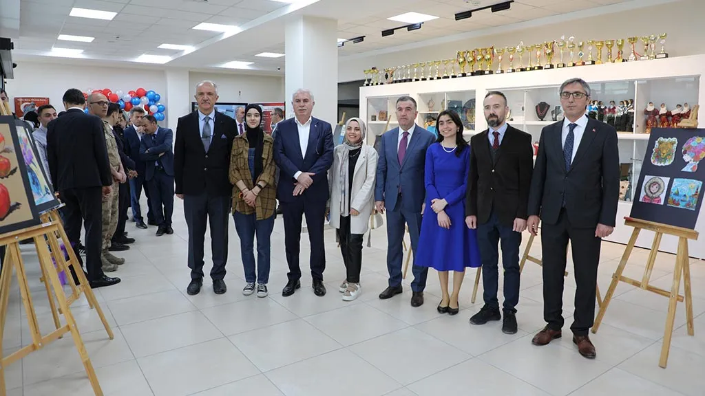 Bayburt'ta El Sanatları Sergisi Açıldı, Kültürel Miras Yaşatılıyor! Haber